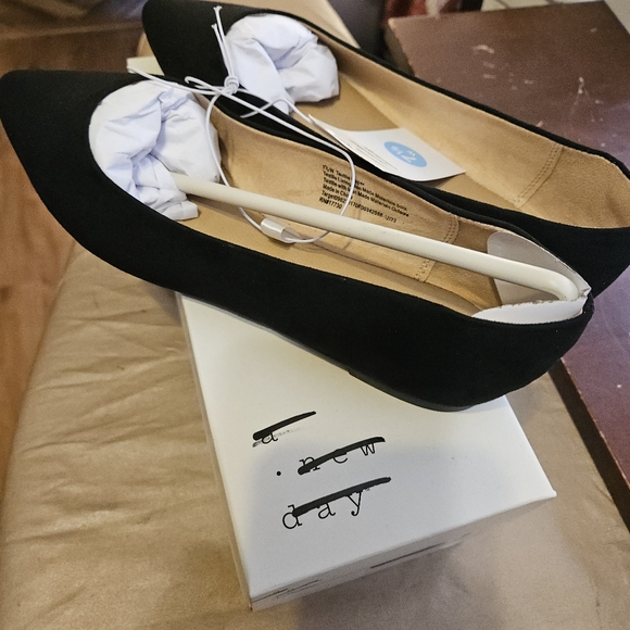 A New Day Women's Corinna Ballet Flats with Memory Foam Insole 7.5 wide - Picture 9 of 10